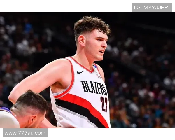 拓记比卢普斯调整策略是克林根对波斯特,杨瀚森对霍福德 拓记比卢普斯调整策略是克林根对波斯特,杨瀚森对霍福德