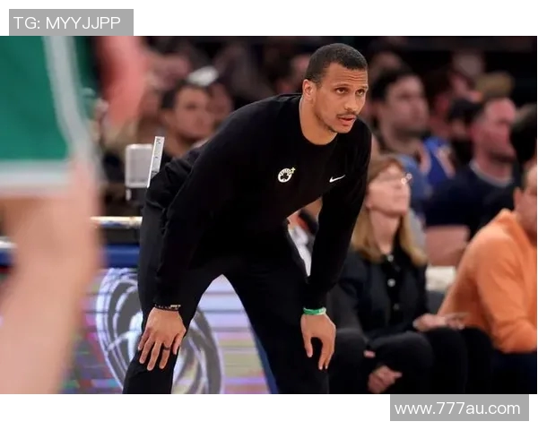 马祖拉:米诺特很全面攻防能创造机会 有些回合处理还需要提升 马祖拉:米诺特很全面攻防能创造机会 有些回合处理还需要提升