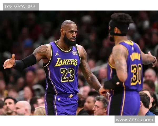 🔥战力榜:雷霆掘金前二不变 湖人升至第3 绿军暴涨至第6快船24 🔥战力榜:雷霆掘金前二不变 湖人升至第3 绿军暴涨至第6快船24